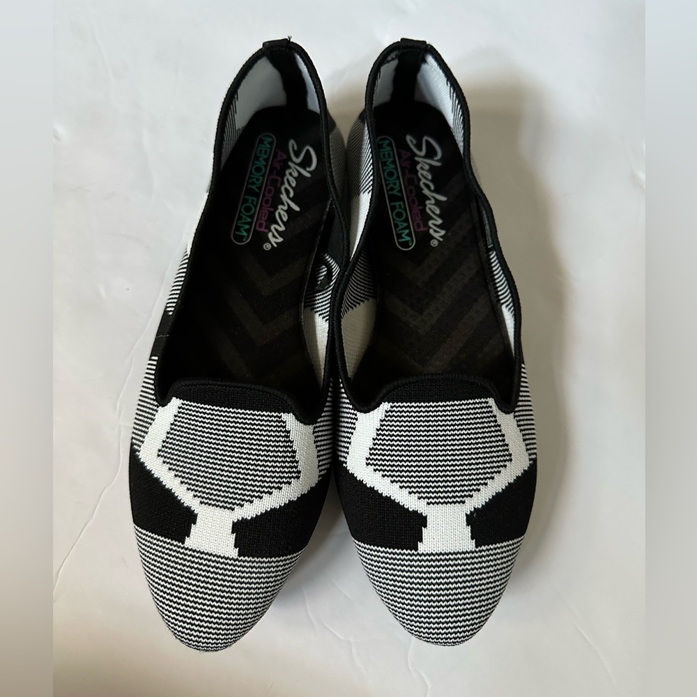 Skechers womens flats